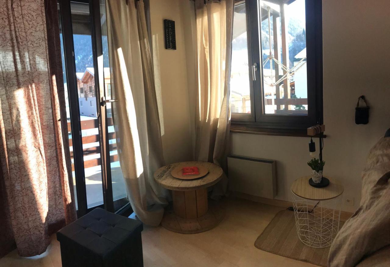La Vie Eau Naturelle, Jolies Chambres Chez L'Habitant Et Repas Sur Demande Sembrancher ภายนอก รูปภาพ